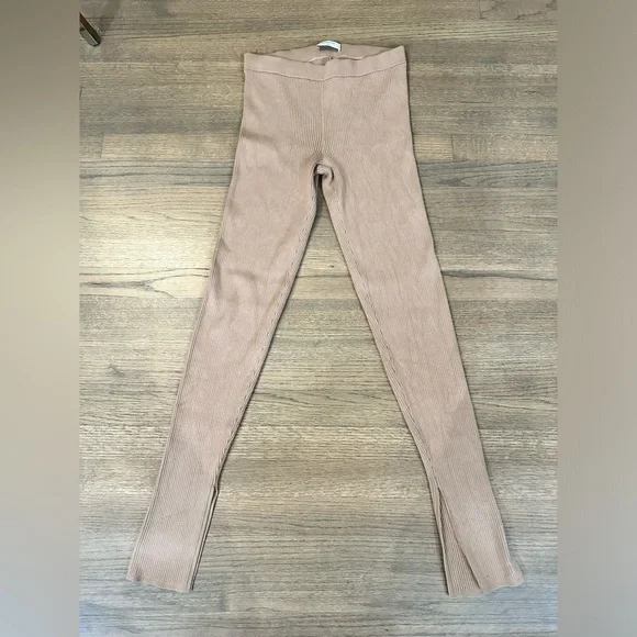 Aritzia Distill Leggings-Color:Gold Camel-Size Medium - Picture 2 of 12